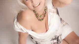 HotGrandma70