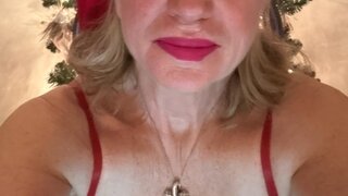 Hotblondemilf1962