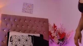 anaa_moon